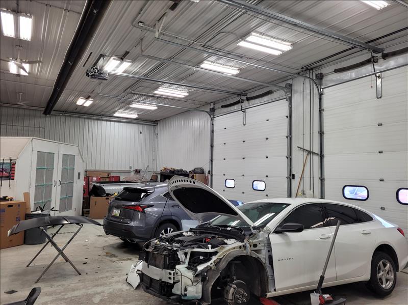 Smith's Collision Center Indianola, IA